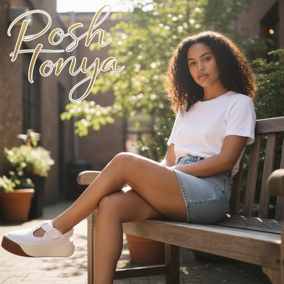 UGG EZ-DUZZIT T-Strap Platform Mary Jane Sneakers White Size 8.5 Preppy Coquette - Picture 16 of 16